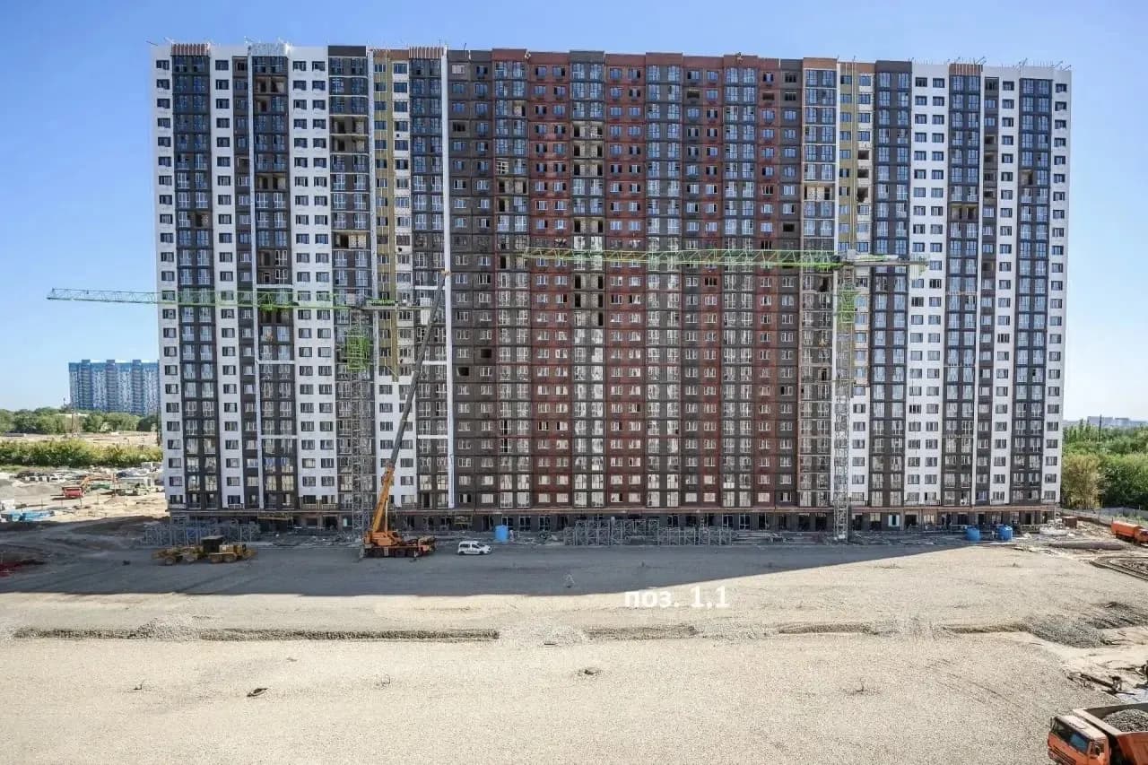 Октябрь парк поз. 1.2: ход строительства, сентябрь 2026